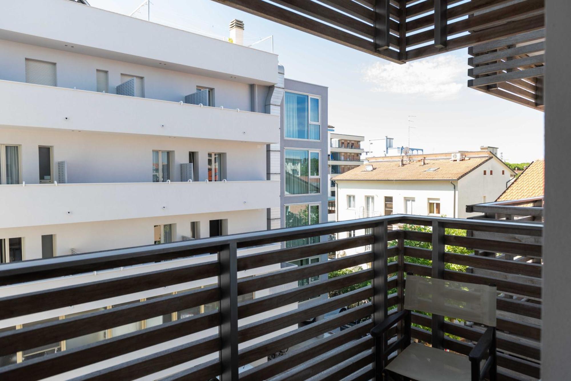 Kiss Beachfront Hotel & Restaurant Cervia Exterior photo